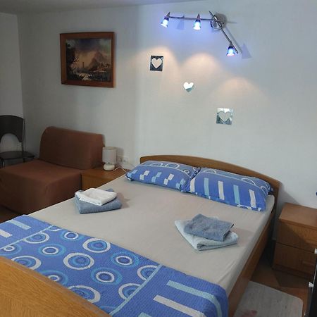 Apartmani Damir Kazija Pakoštane Exteriér fotografie